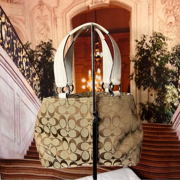 Vintage Coach SoHo Bag monogram canvas and leather, hang tag excellent condition - Picture 9 of 17